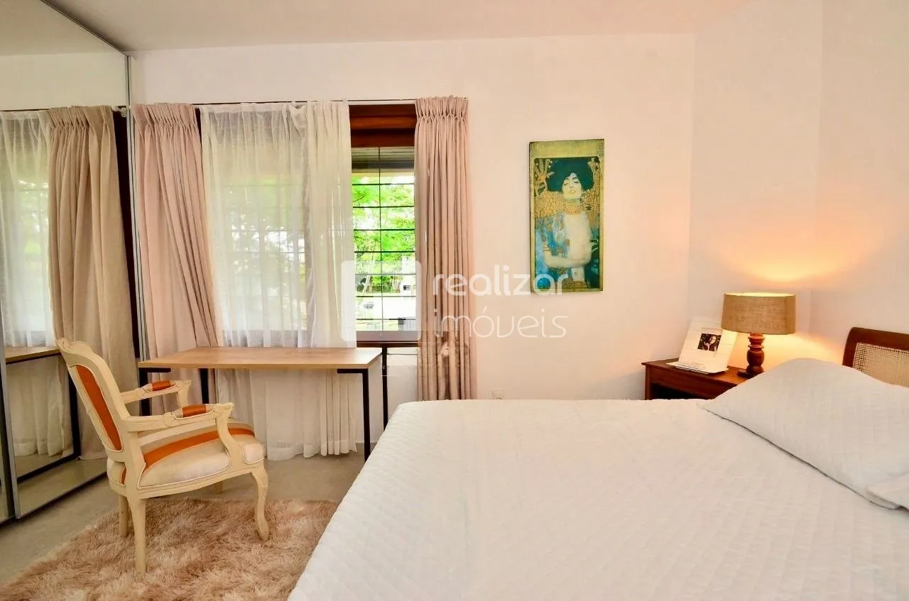 Casa mobiliada de 7 quartos com 350 m² e 3 vagas — photo 36