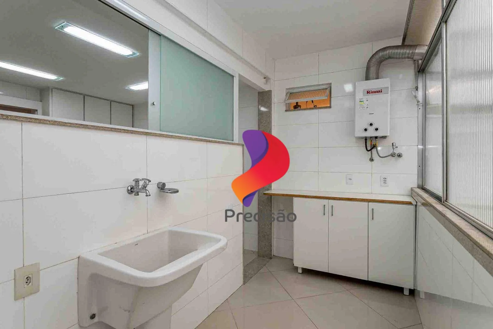 124 m² apartment with 3 bedrooms and 2 parking spaces — photo 31