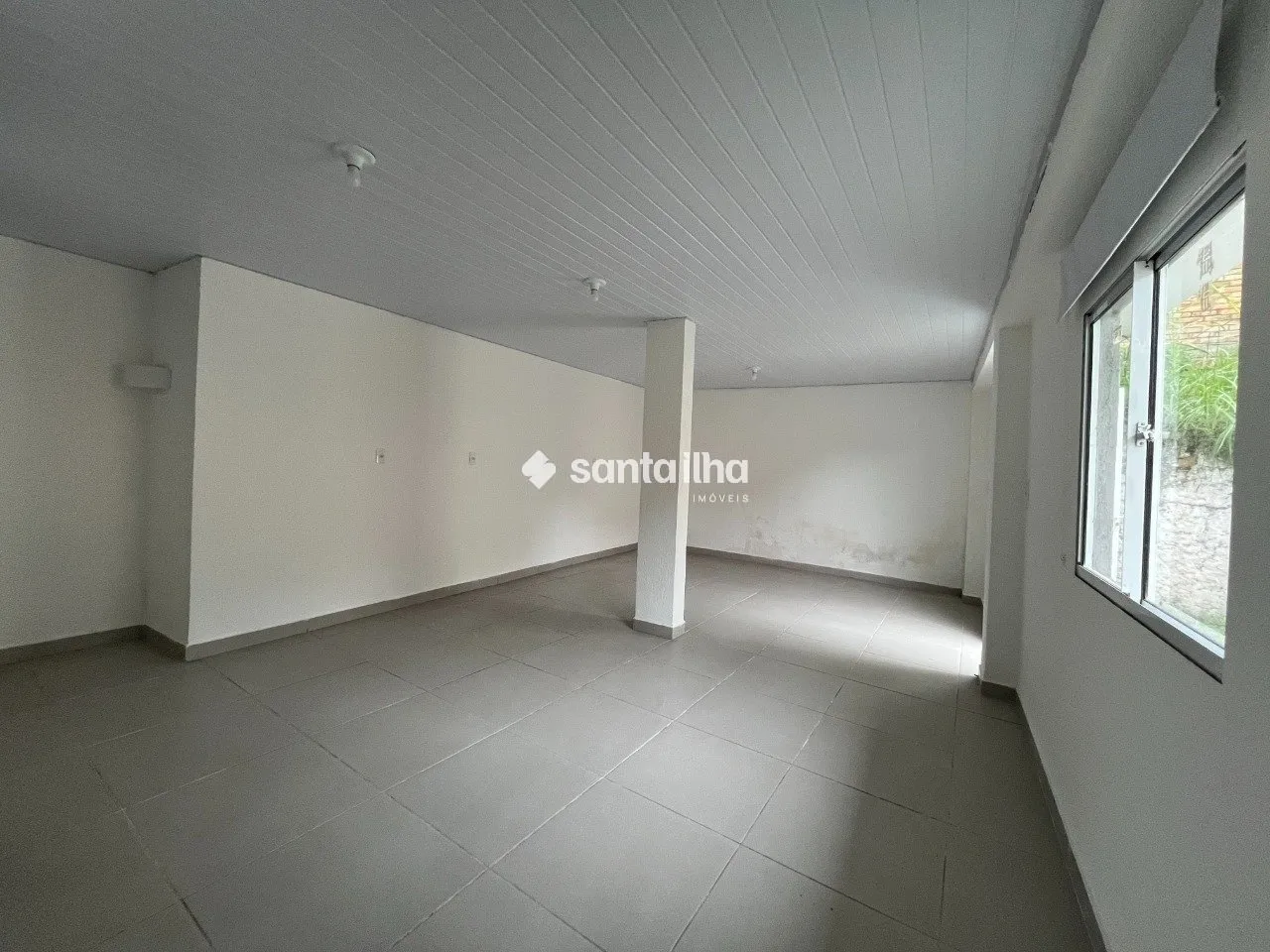 Unfurnished house with 3 bedrooms and 5 parking — photo 20
