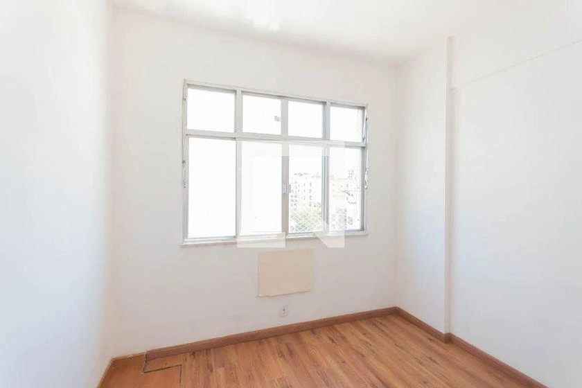 Apartamento de 2 quartos com cozinha separada e 70 m² — photo 27