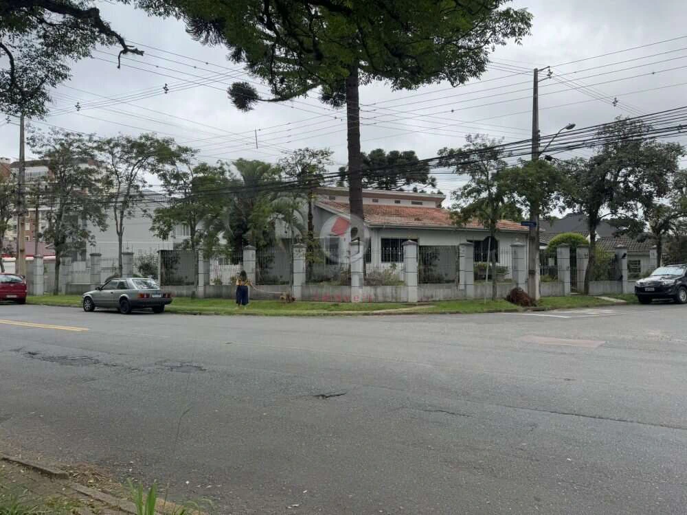 House with 3 bedrooms and a private BBQ — photo 2