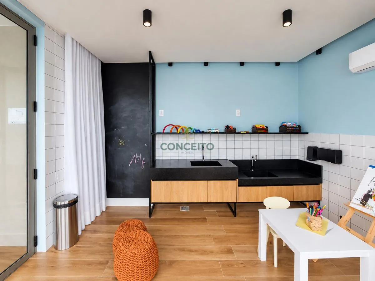 Furnished apartment, 69 m², with a grill on the balcony — photo 66