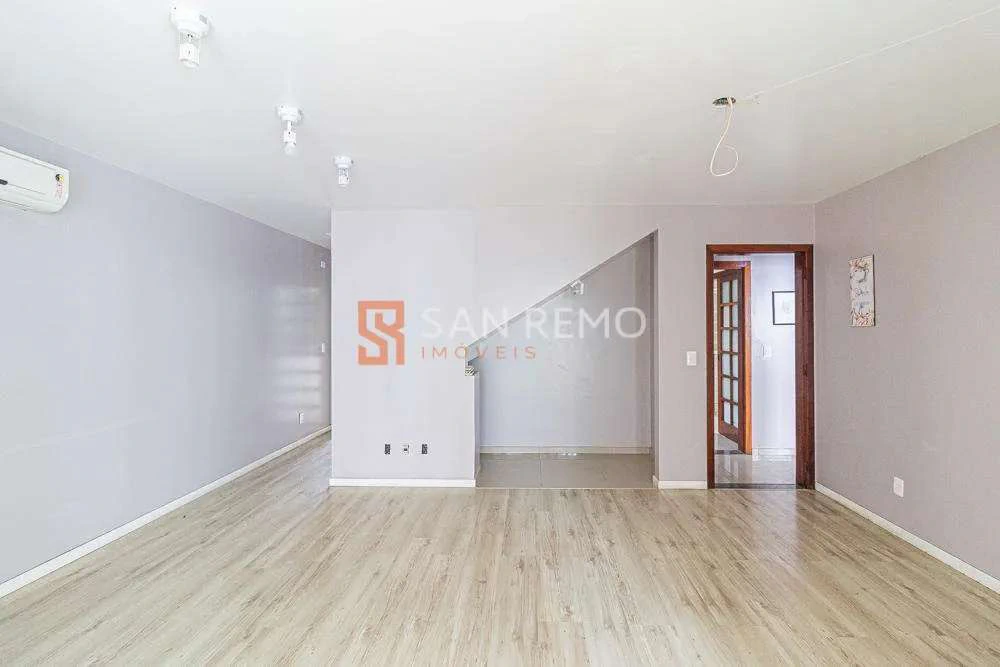 House with 7 bedrooms and 1 en-suite, 505 m² and 4 parking