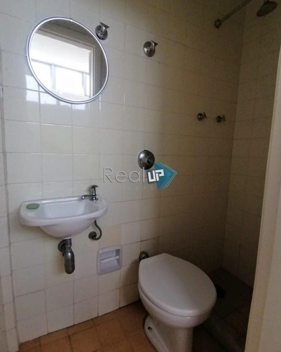 2-bedroom apartment with a mountain view in Rio de Janeiro — photo 22
