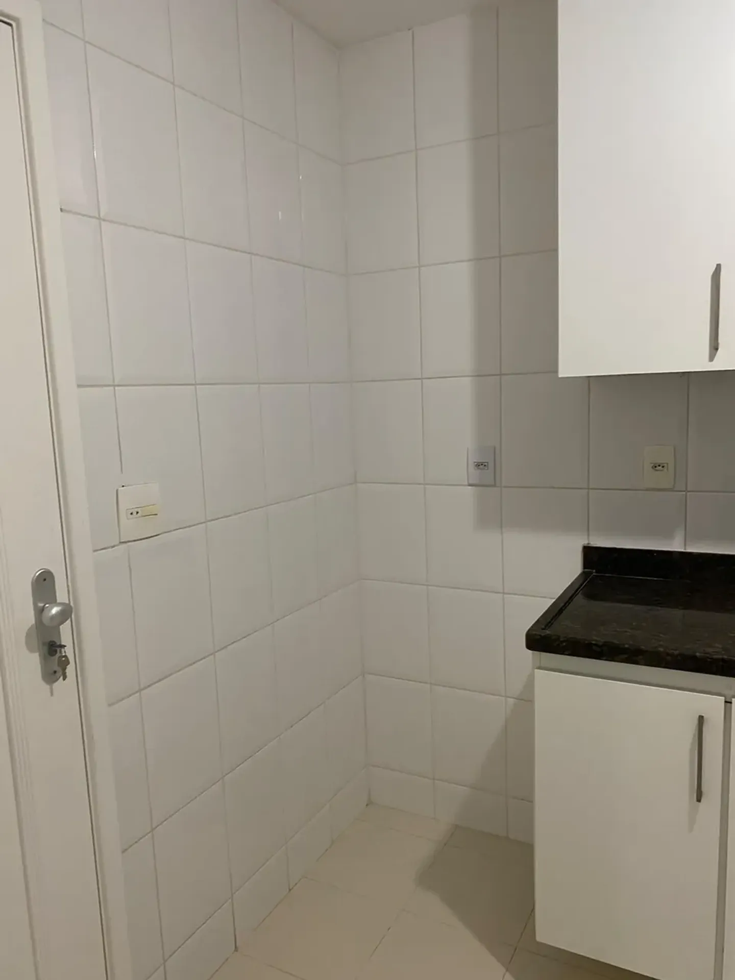 Unfurnished 3-bedroom apartment with balcony and 1 space — photo 18