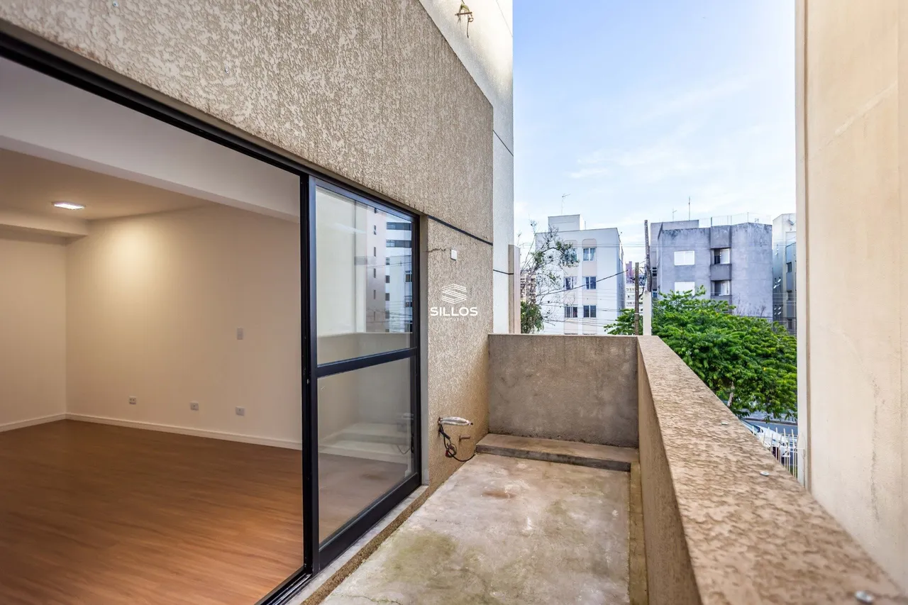Studio-style apartment with 1 bedroom and balcony — photo 11