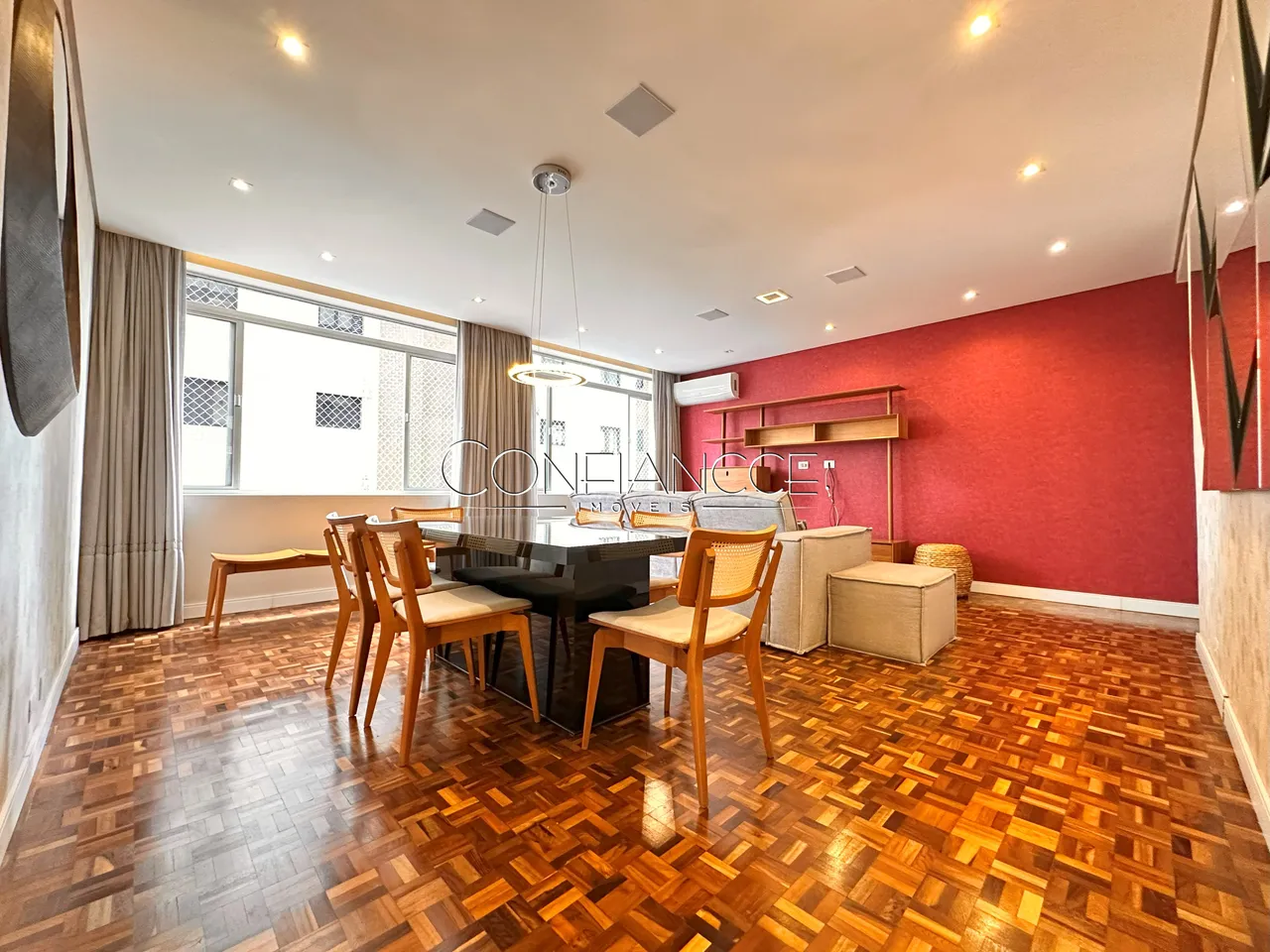 Apartamento en alquiler con 3 habitaciones y 137 m² — photo 3