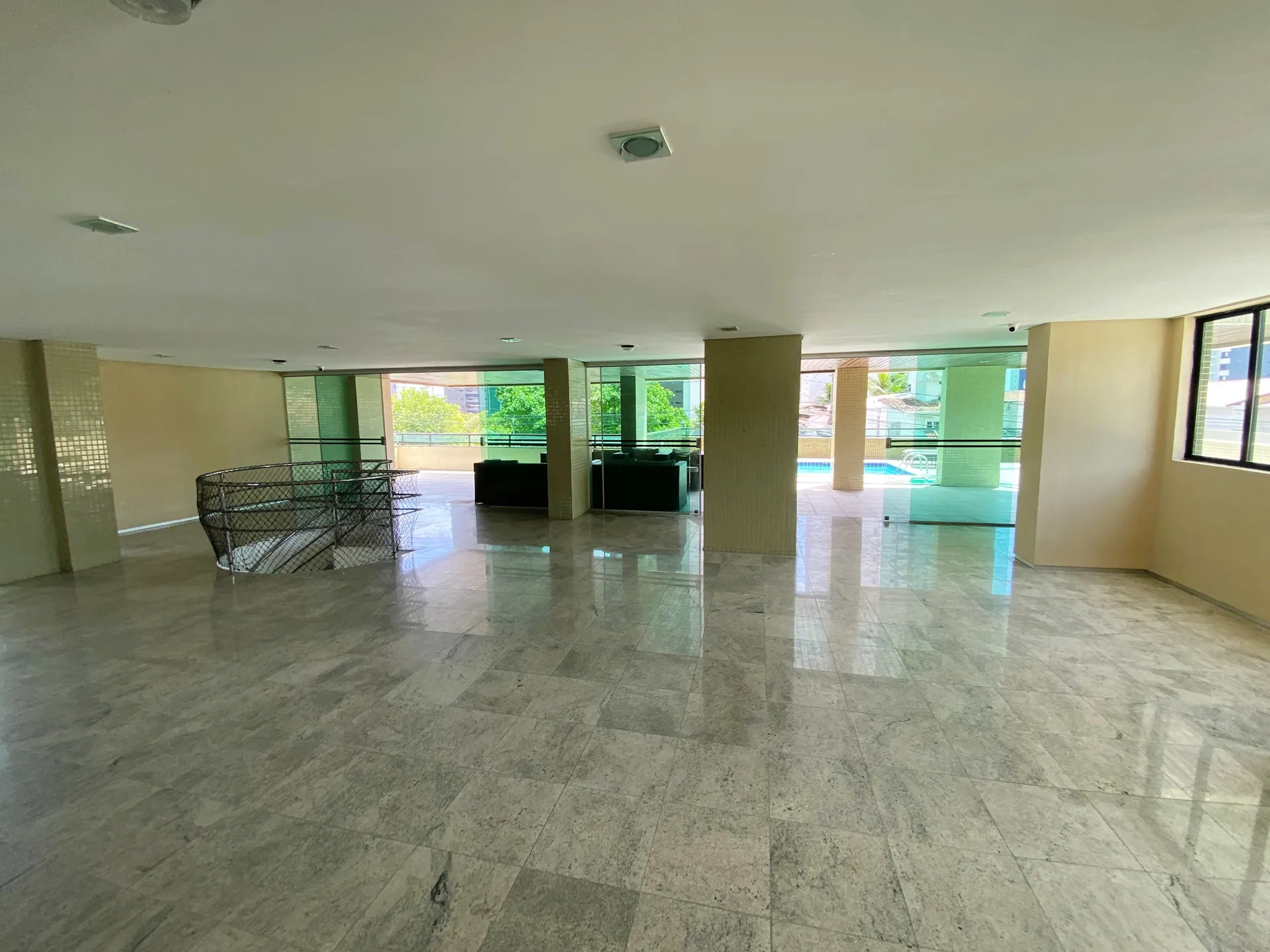 Apartamento com 4 suítes e varanda, 221 m² — photo 16