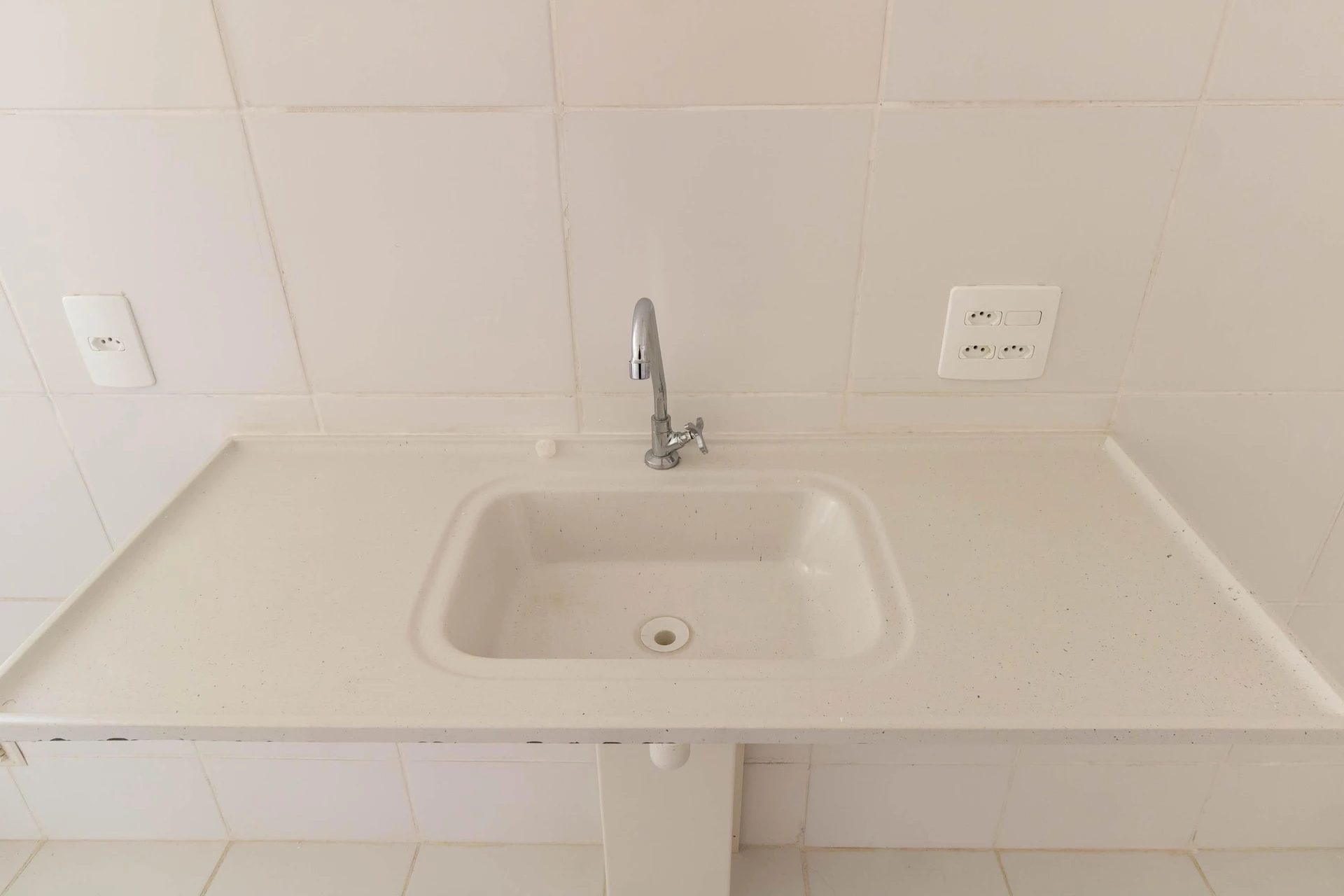Apartamento com cozinha separada, 2 quartos e 1 vaga — photo 9