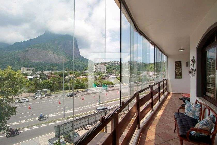 Cobertura com 3 quartos, 3 banheiros e 275 m² — photo 4