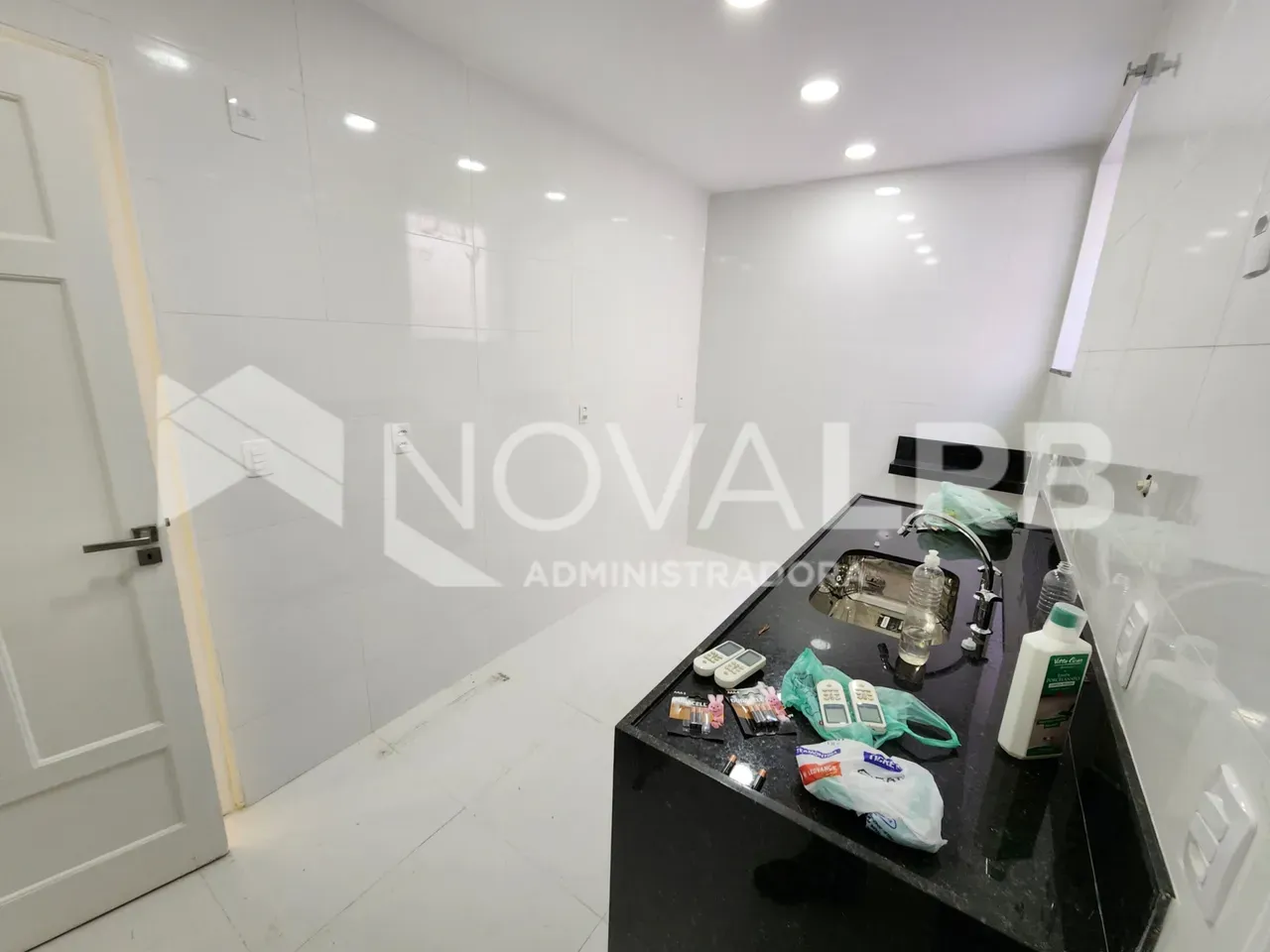 3-bedroom apartment with 90 m² and closed kitchen — photo 22