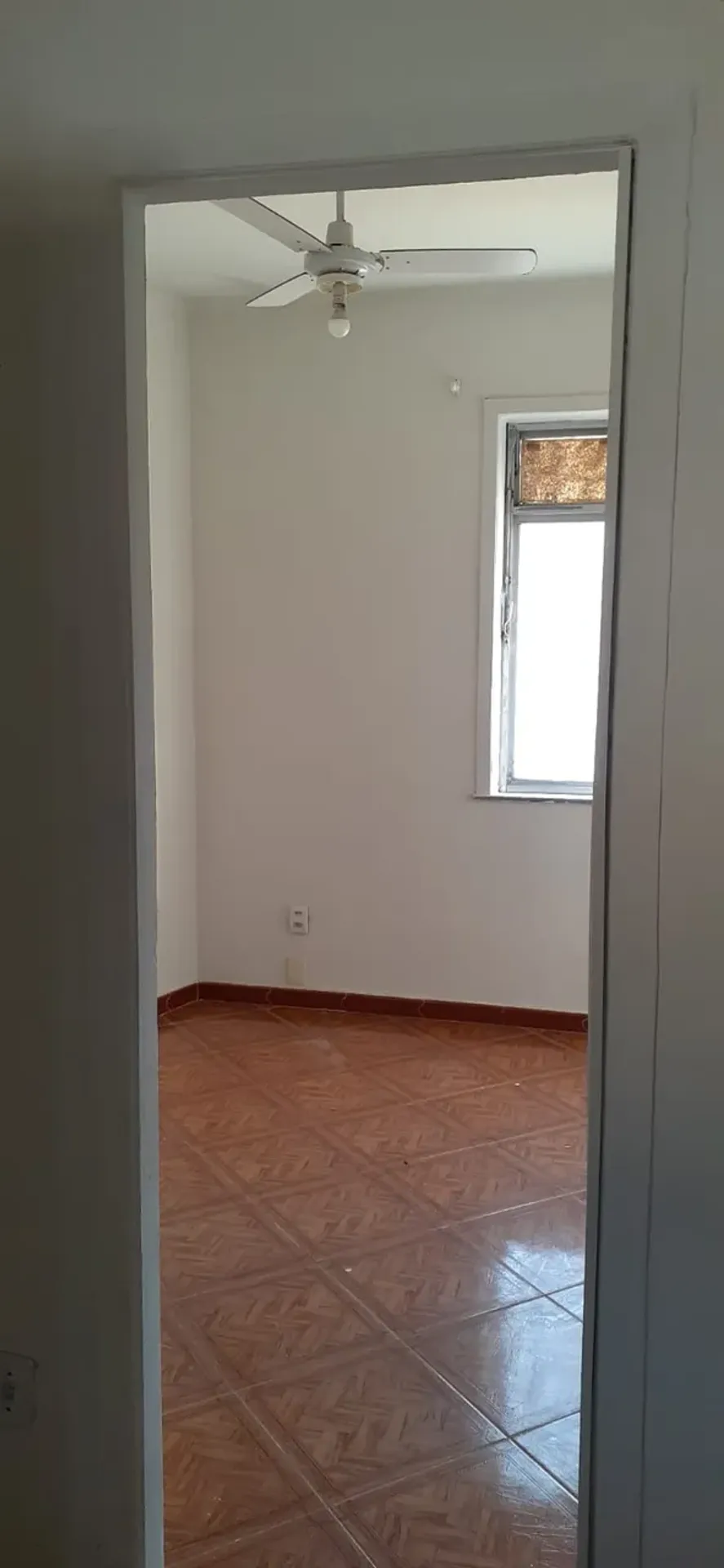 House with 2 bedrooms, 1 bathroom and balcony with grill — photo 9