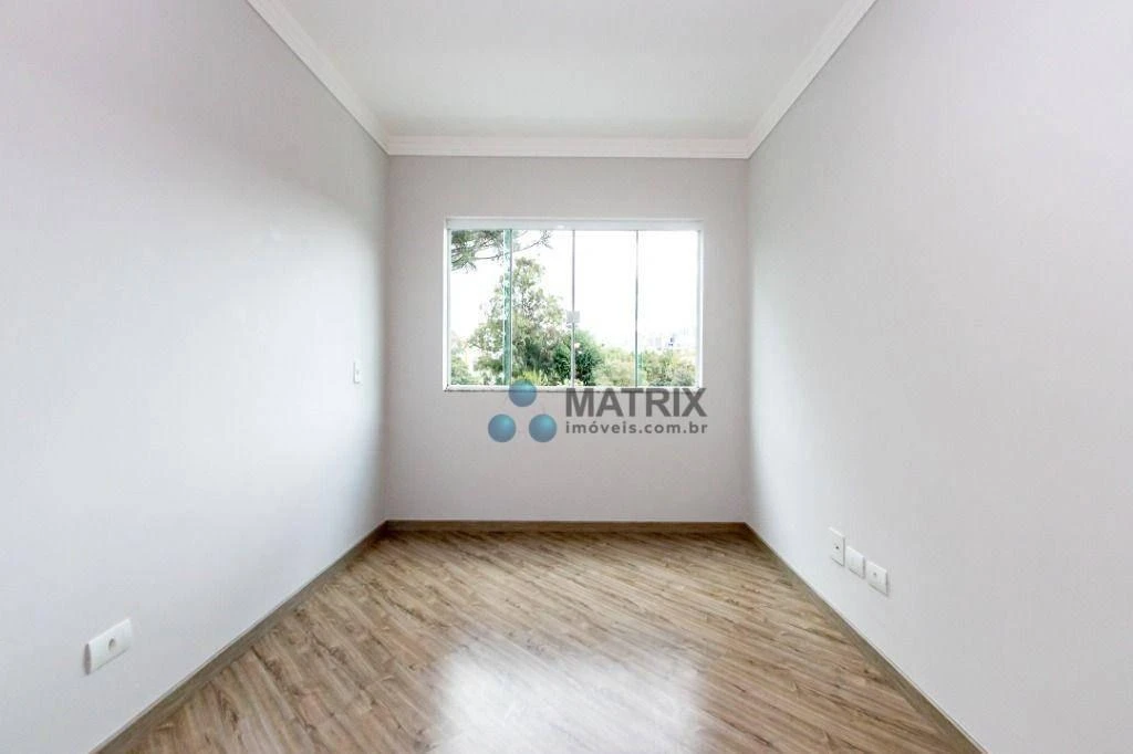 3-bedroom apartment, 1 with its own bathroom, 130 m² — photo 13