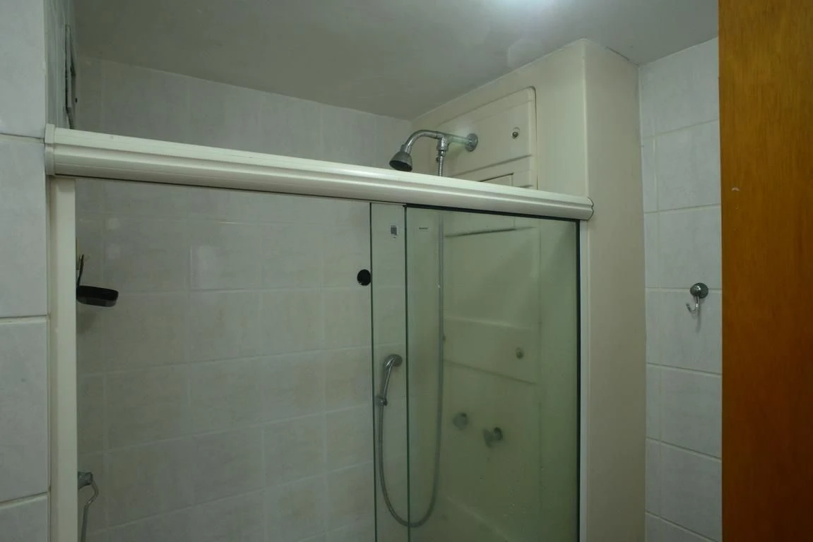 Furnished 2-bedroom apartment with a balcony — photo 15
