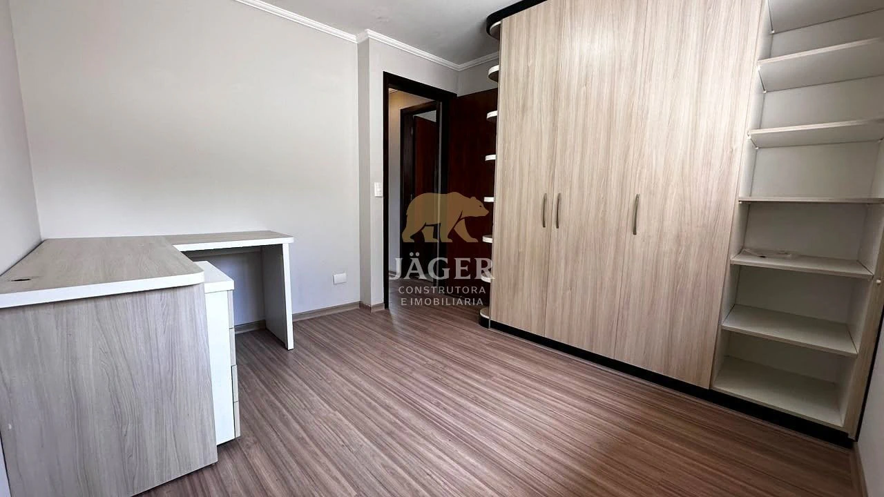 3-bedroom house with a home office — photo 22