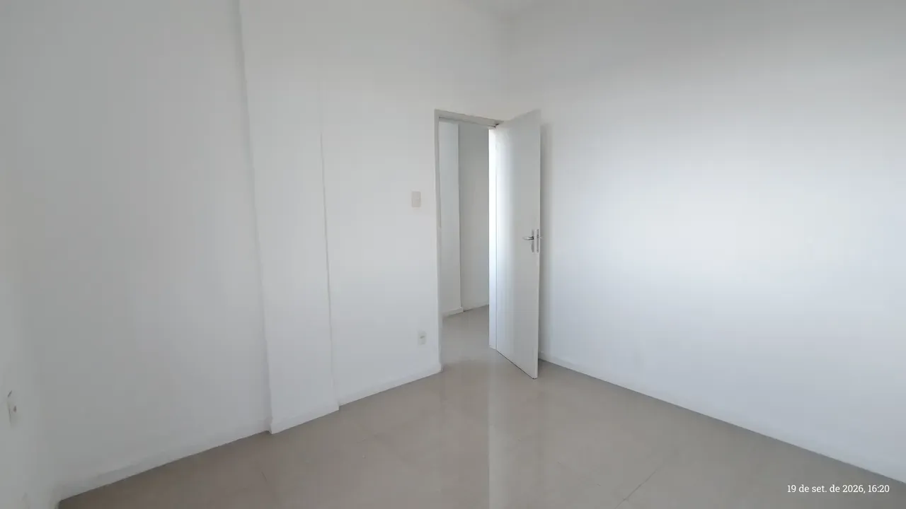 One-bedroom apartment with a water view in Rio de Janeiro — photo 5