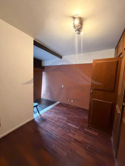 3-bedroom apartment with a bathtub — photo 13