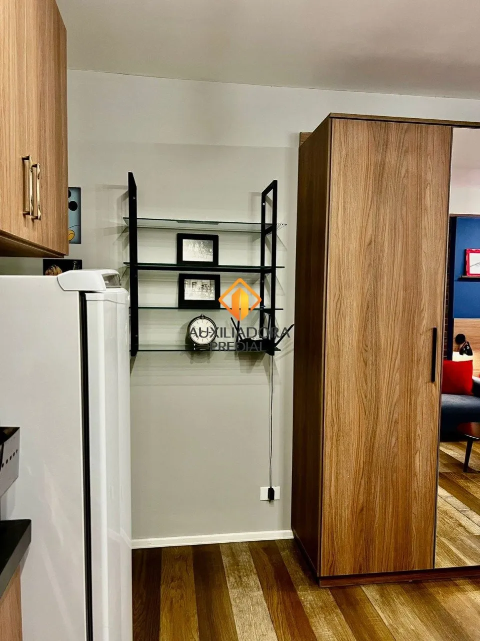 Furnished studio with 1 bedroom, 60 m² and open kitchen — photo 5