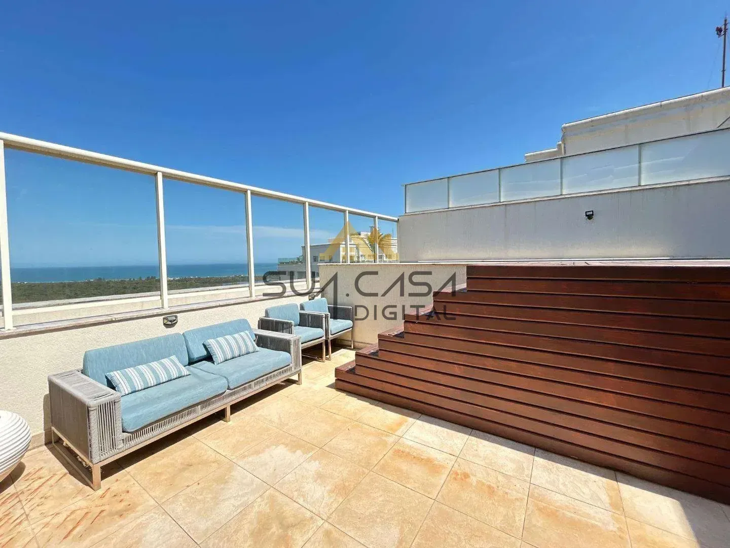 Penthouse with 4 bedrooms and an open-plan kitchen — photo 28