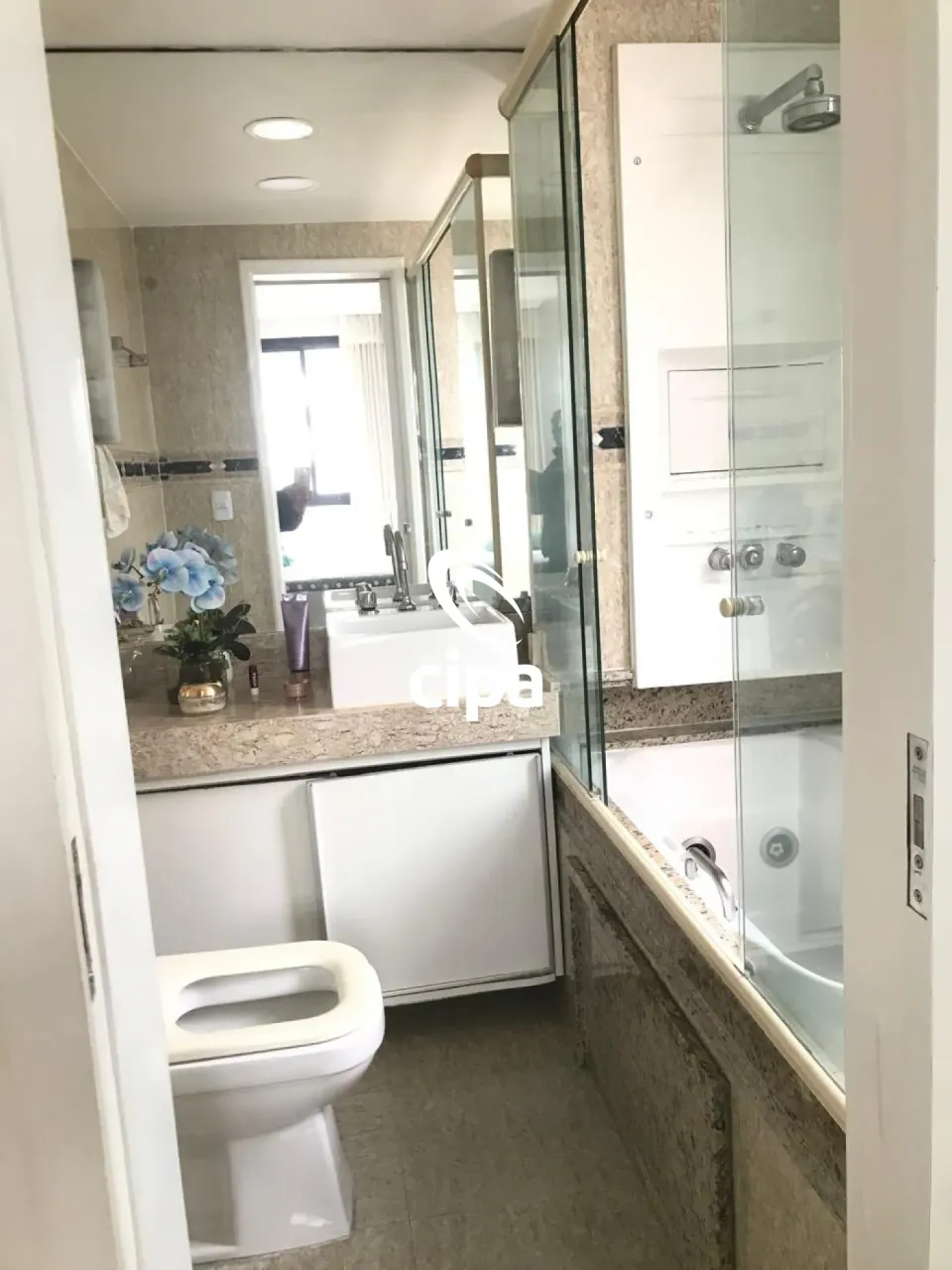 Apartamento mobiliado de 4 quartos e 3 banheiros com varanda — photo 20