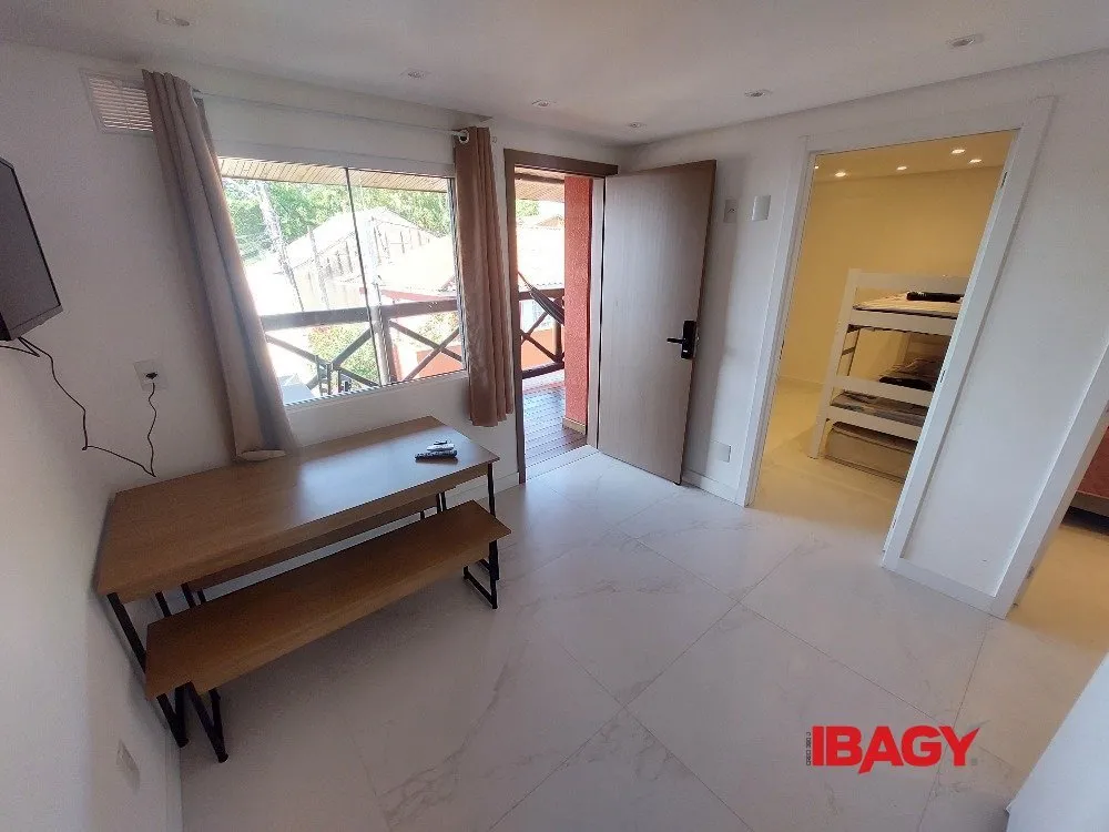 Apartamento amueblado de 2 dormitorios y 44 m² — photo 11