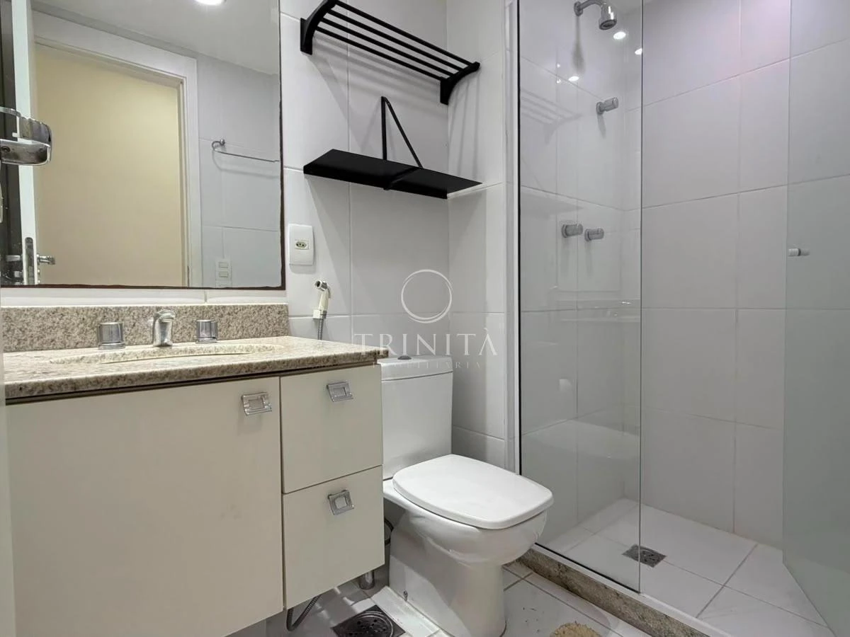 Furnished 2-bedroom apartment with en-suite and parking — photo 36