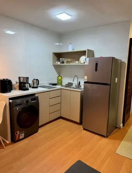 1-bedroom apartment with open-plan kitchen — photo 2