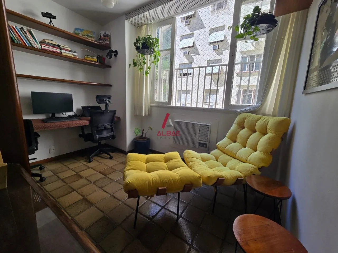 2-bedroom apartment with balcony and a full set of 3 baths — photo 7