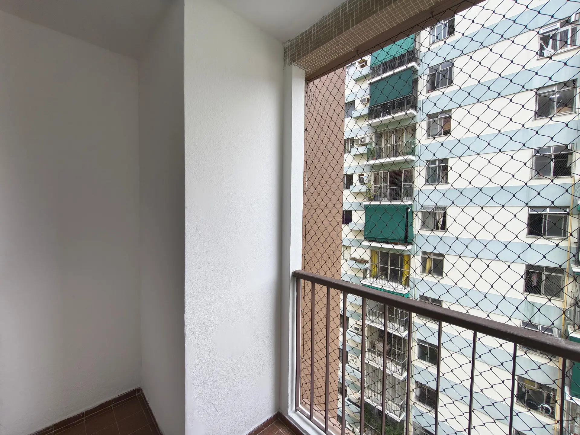 Rental apartment with 4 bedrooms and a balcony
