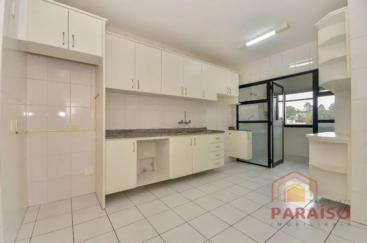 Apartment with 254.0 m², 4 bedrooms and 2 parking spots — photo 11