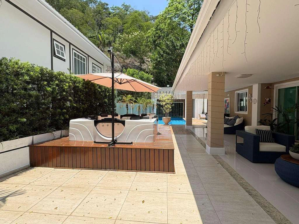 Casa com 3 suítes e vista para as montanhas — photo 7