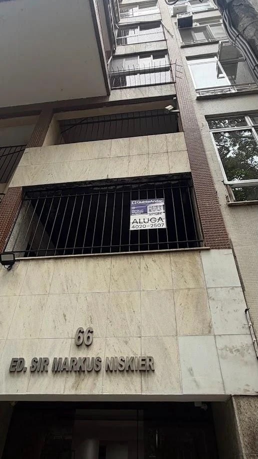 3-bedroom apartment with a mountain view in Rio de Janeiro — photo 13