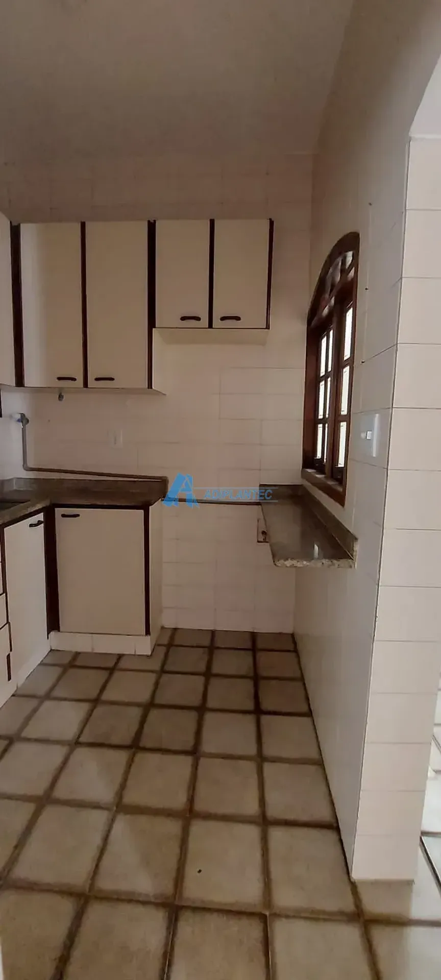Apartment, 50 m², with wood or laminate floors — photo 8