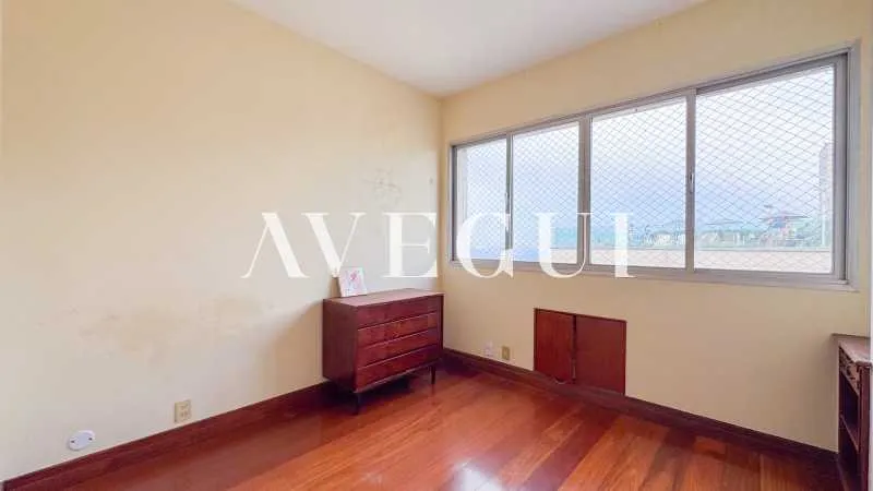 Unfurnished apartment with 4 bedrooms and floor-to-ceiling windows — photo 14
