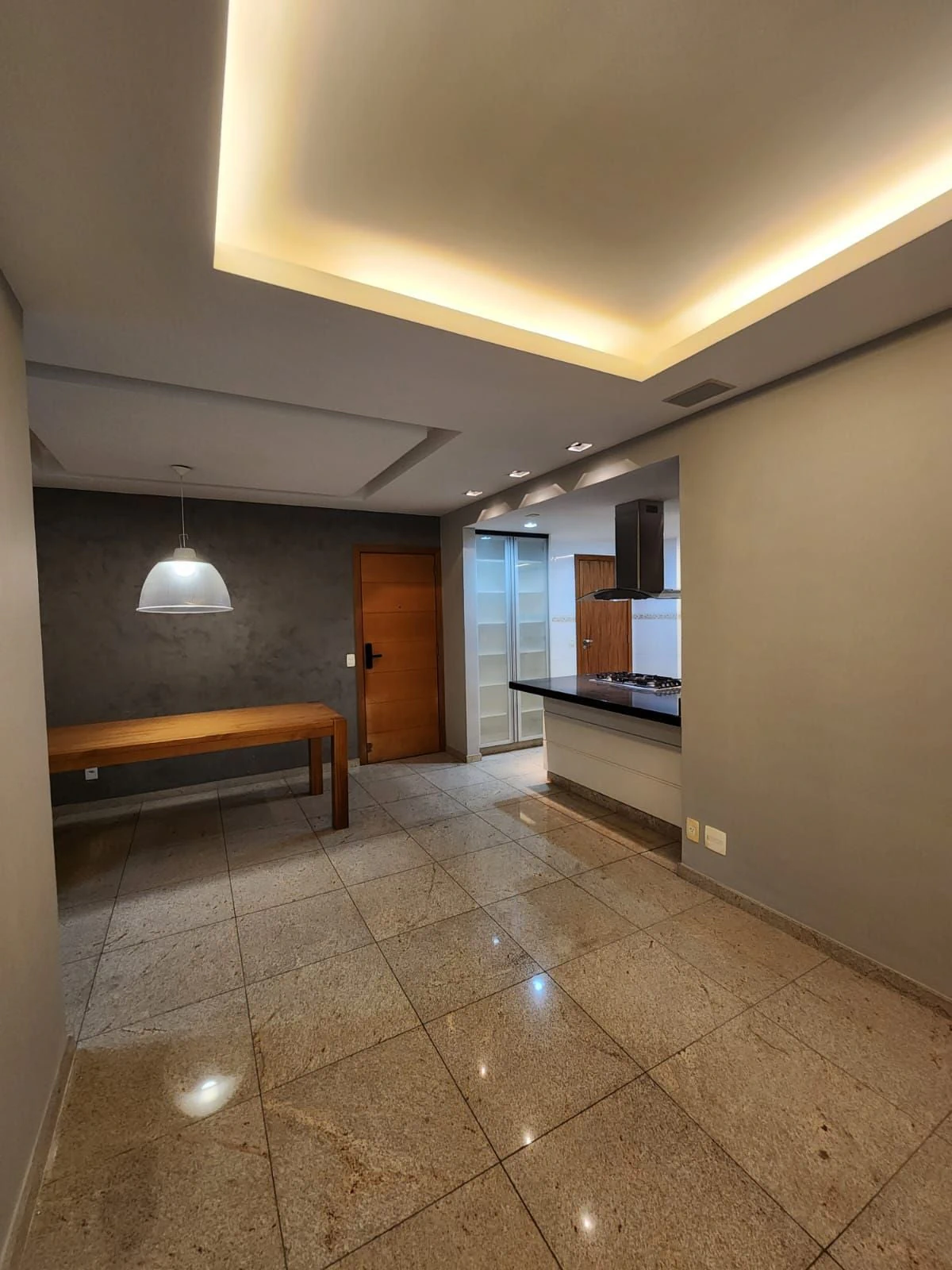 110 m² apartment with an open-plan kitchen and balcony — photo 9