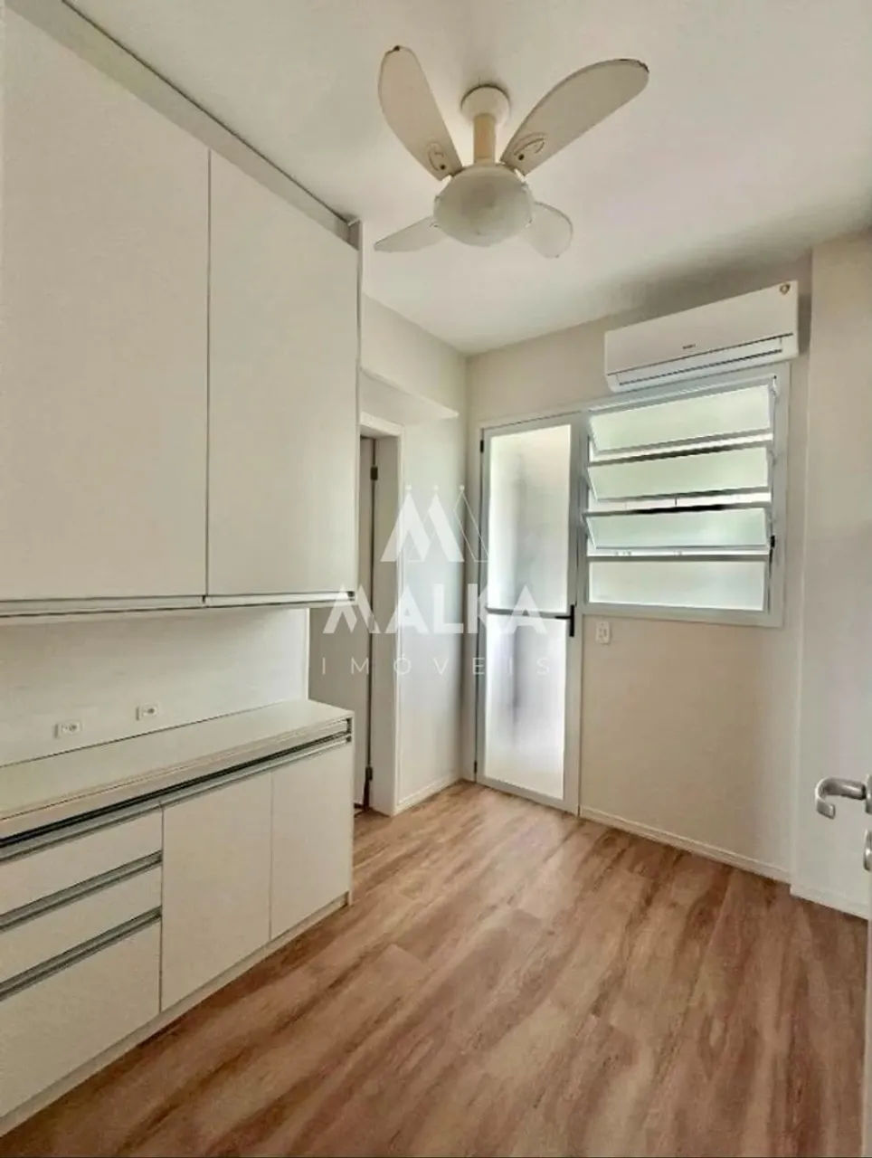 Apartamento con 3 dormitorios y 3 baños y 2 plazas — photo 12