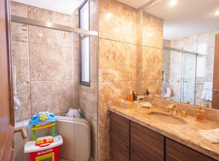 Апартамент 629 м² з 4 спальнями-сьютами та терасою — photo 8