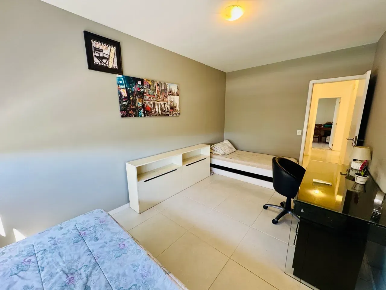 227 m² apartment with open-plan kitchen and balcony — photo 5