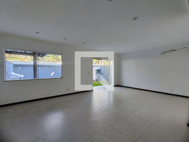 4-bedroom house with a mountain view in Rio de Janeiro — photo 10