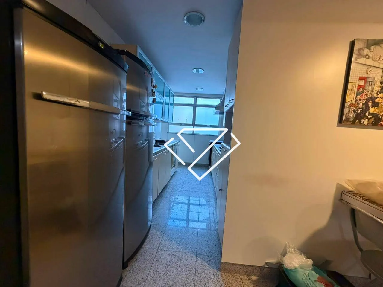 Penthouse with 3 bedrooms, 4 bathrooms and enclosed balcony — photo 50