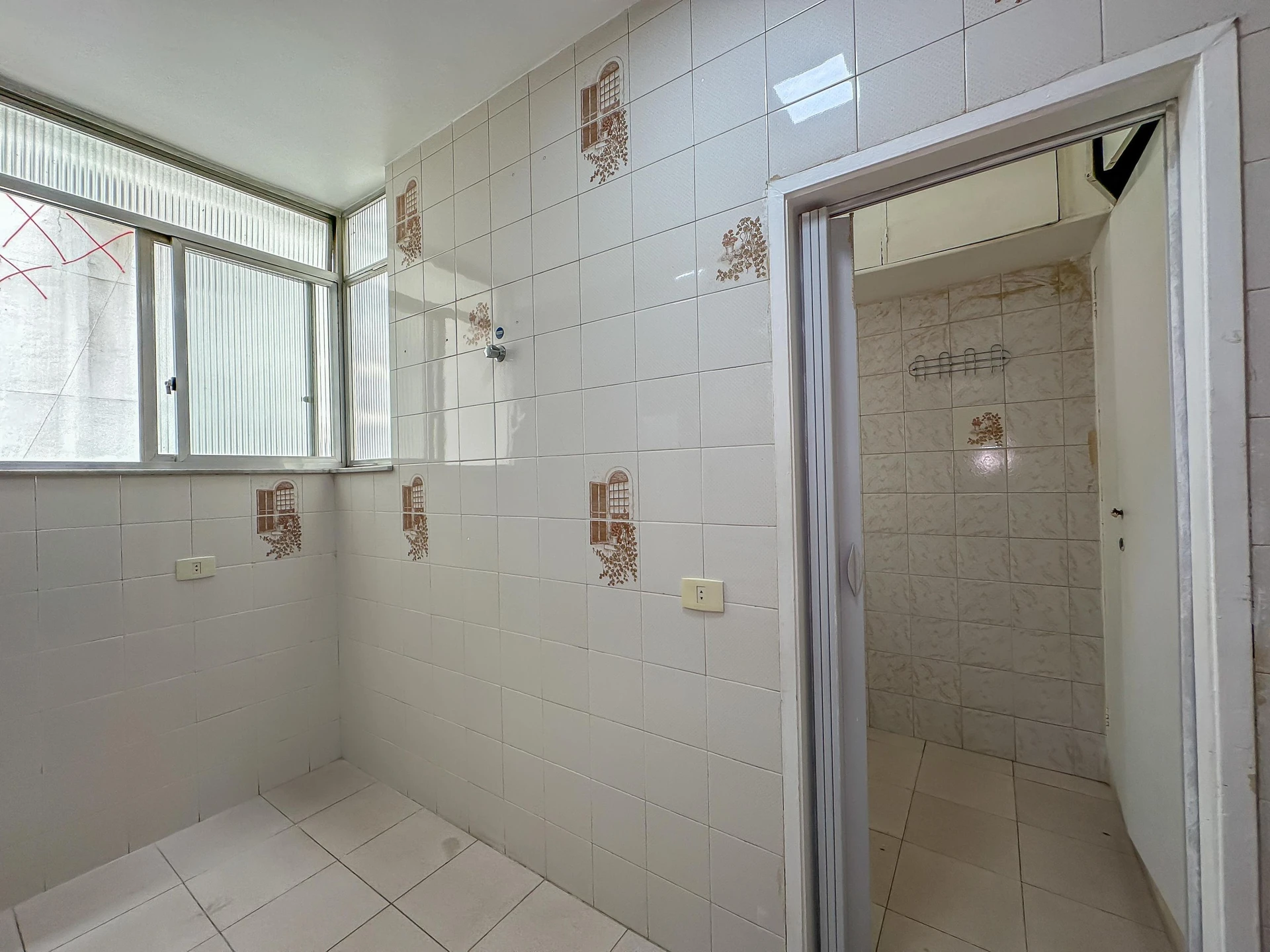 Washing machine in a 2-bedroom apartment, 80 m² — photo 23