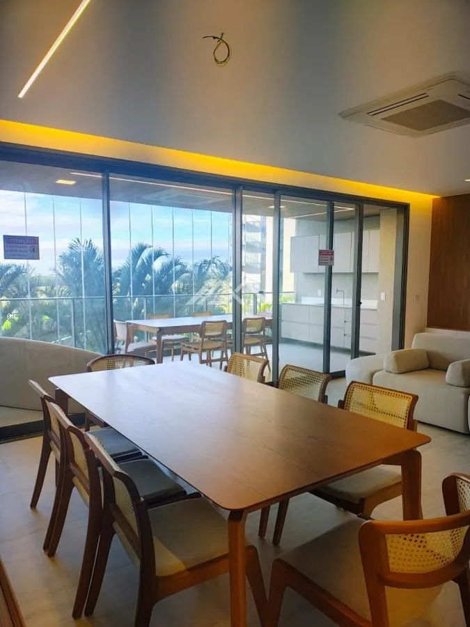 4-bedroom unfurnished apartment with glassed balcony — photo 9