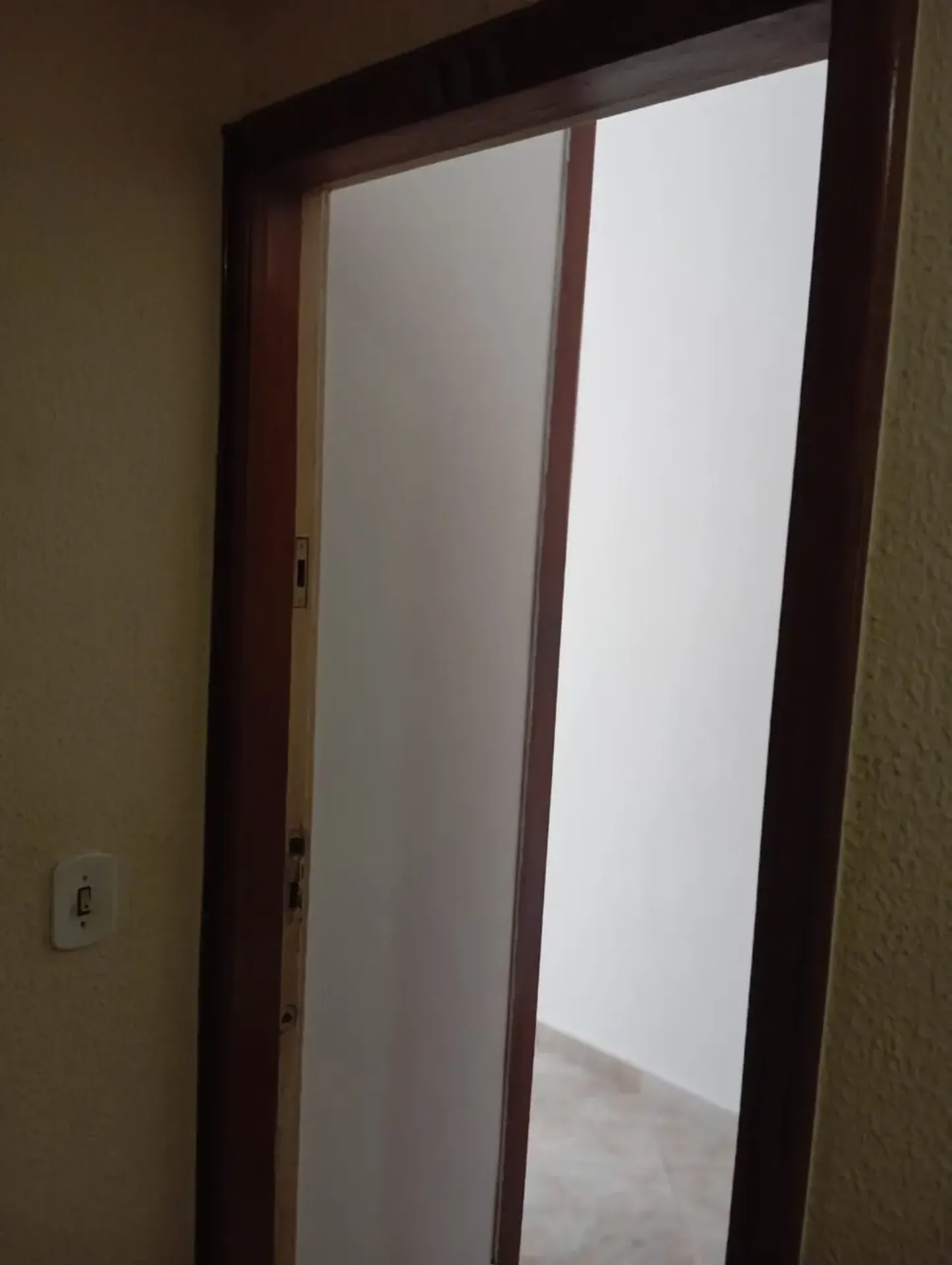 3-bedroom apartment with 2 bathrooms and no parking — photo 23