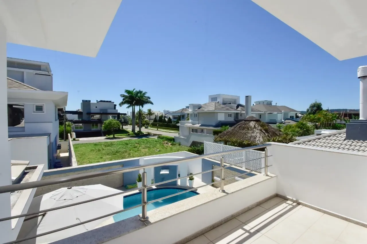 Casa mobiliada com 4 suítes e piscina aberta — photo 84