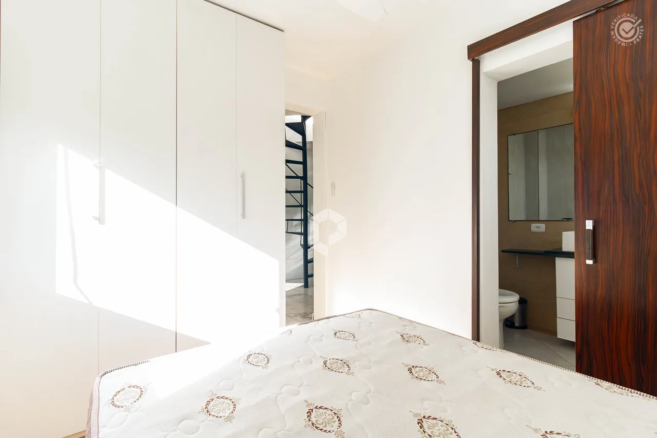 2-bedroom apartment with a private BBQ area — photo 10