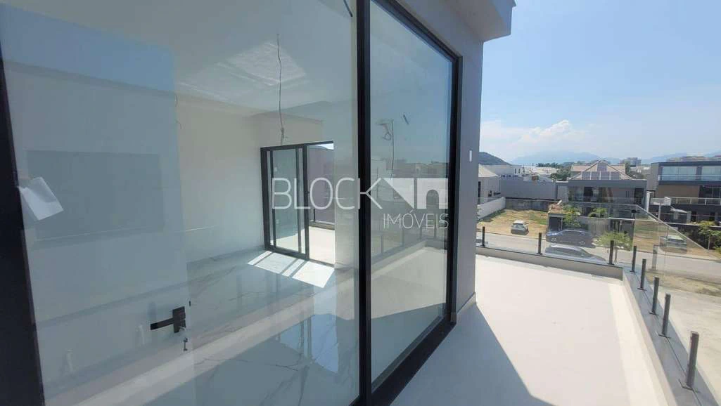 House with 5 en-suite bedrooms and private garden — photo 15