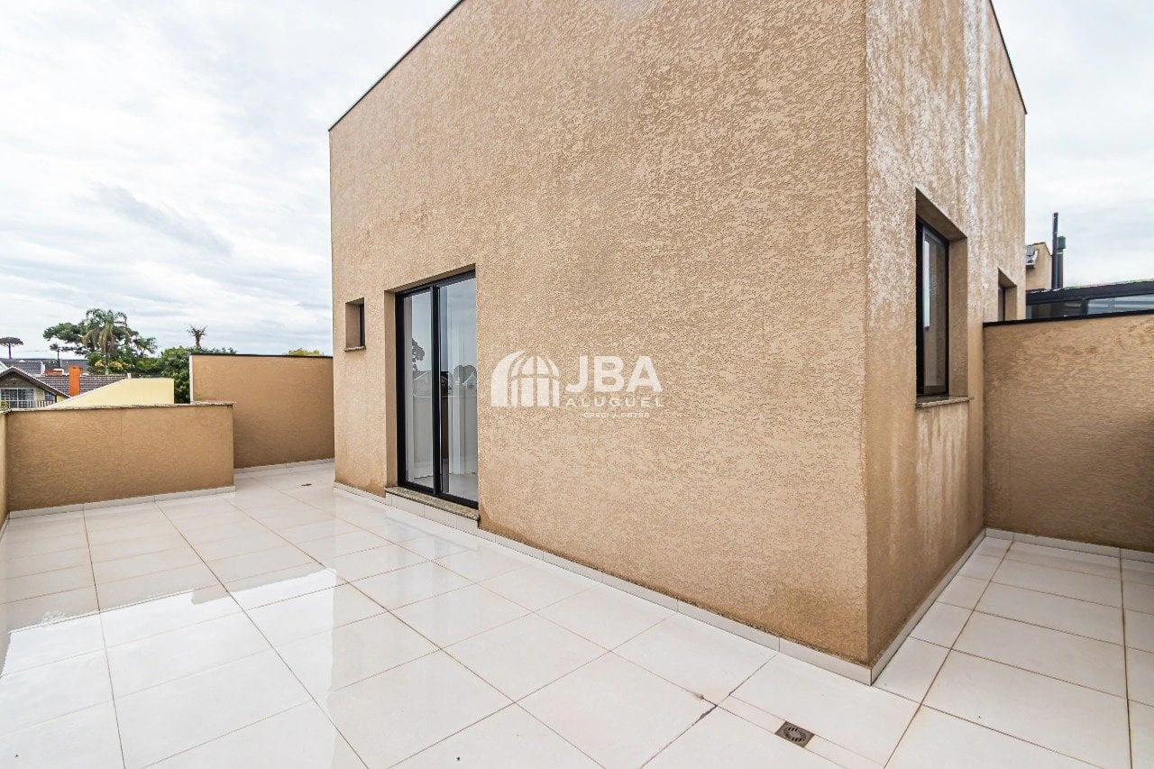 House with open-plan kitchen and 3 bedrooms plus suite — photo 14
