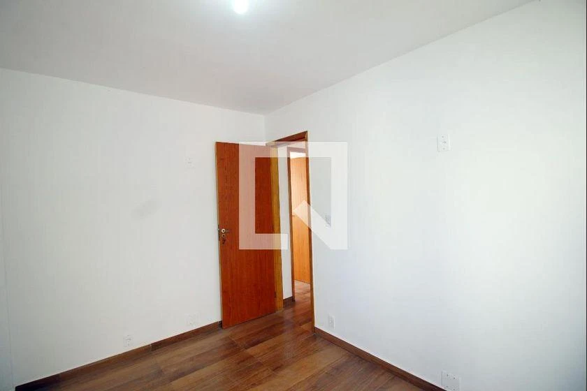 Apartment, 48 m², with wood or laminate floors — photo 20