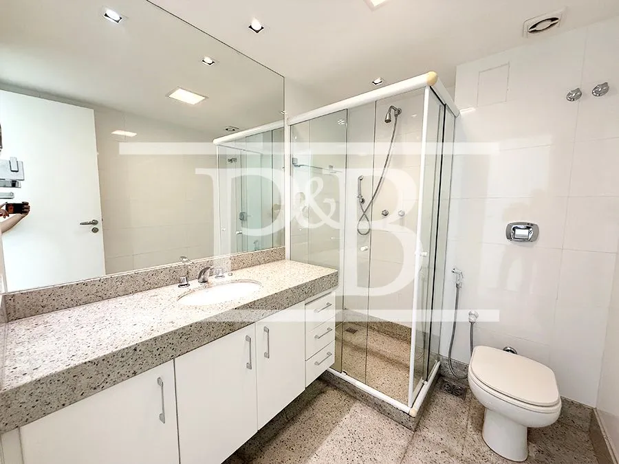 4-bedroom apartment, all with their own bathrooms, 289 m² — photo 17