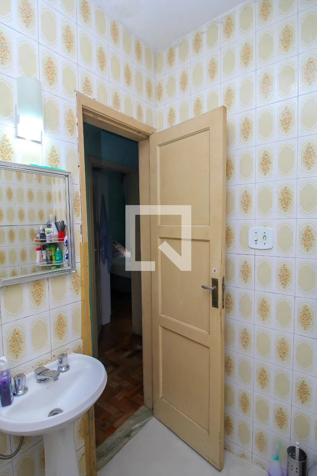 Дерев'яна підлога або ламінат та 3 спальні: квартира 79 м² — photo 38